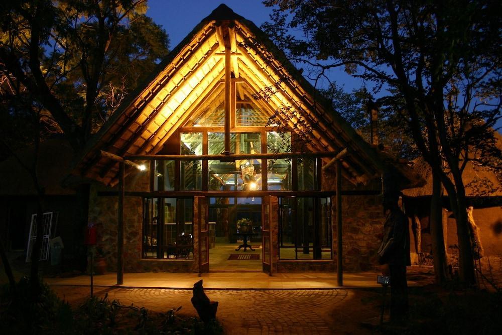 Kedar Heritage Lodge, Conference Centre & Spa Phokeng Dış mekan fotoğraf